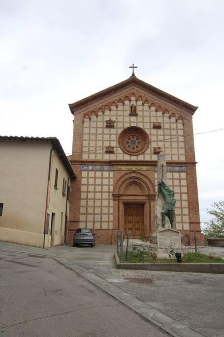 Casa Vacanze Castiglione - 4 Posti Letto Castiglione Della Valle Bagian luar foto