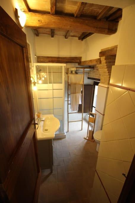 Casa Vacanze Castiglione - 4 Posti Letto Castiglione Della Valle Bagian luar foto